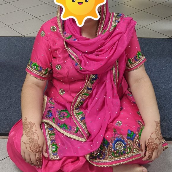 Sparkly Pink Salwar Suit - Picture 5 of 15